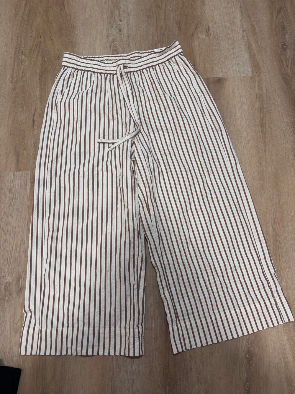 Banana Republic White Wide-Leg Striped Lounge Pants size M
